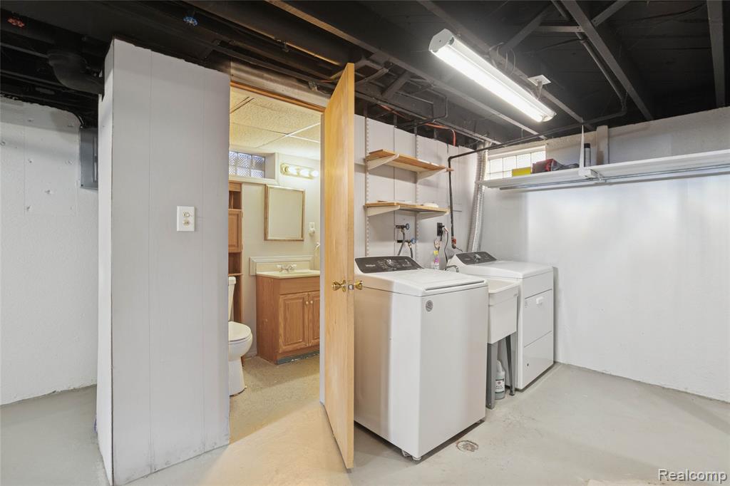 7732 Hipp Street, Taylor, MI 48180 — Photo 34