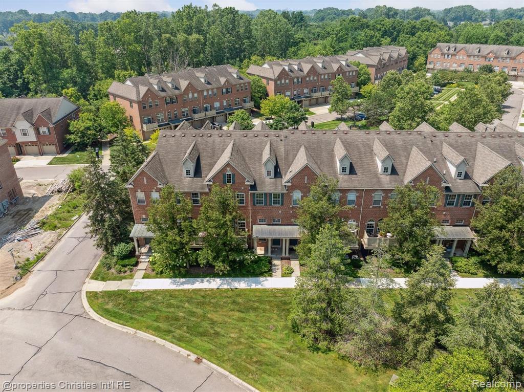 39771 ROCKCREST Circle, Northville, MI — Photo 56