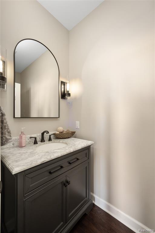 529 Napa Valley Drive, Milford, MI 48381 — Photo 14