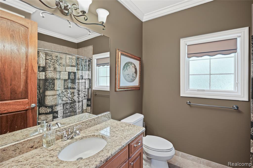 3074 POND Road, Leonard, MI 48367 — Photo 36
