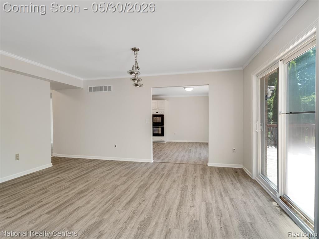 47245 N Pointe Drive, Canton, MI 48187 — Photo 20