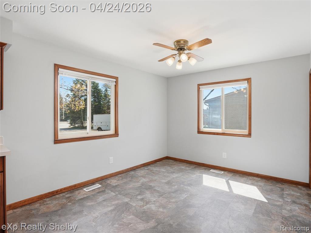 49301 Schoenherr Road, Shelby Twp, MI 48315 — Photo 7