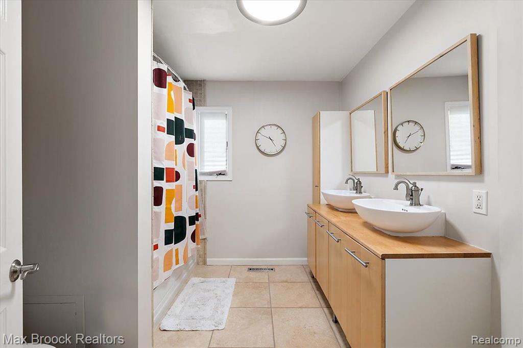 731 CHAPIN Avenue, Birmingham, MI 48009 — Photo 15