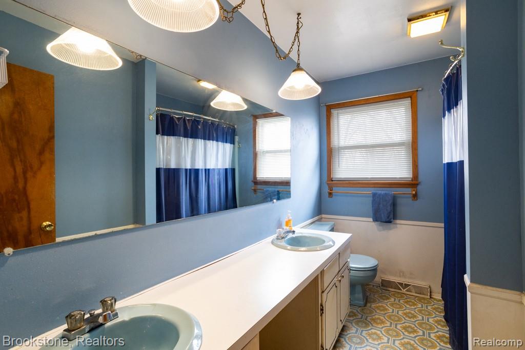 855 Illinois Street, Marysville, MI 48040 — Photo 21