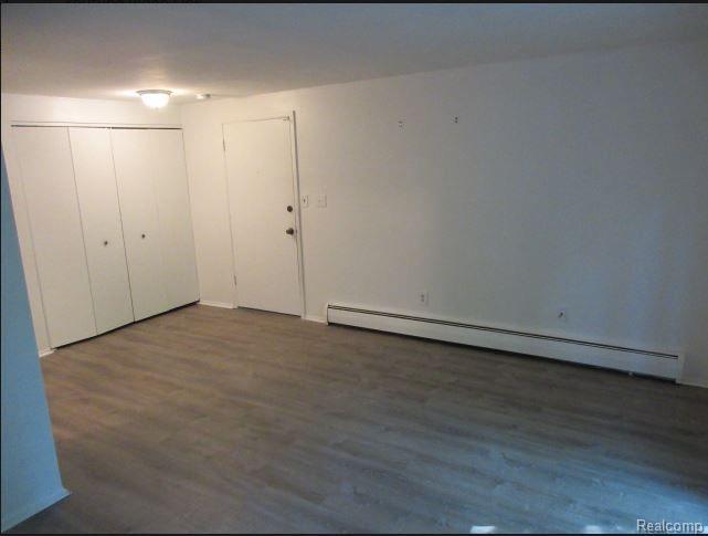 31831 GRAND RIVER Avenue, Farmington, MI 48336 — Photo 5