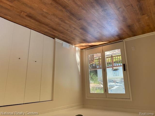 903 Roselawn Drive, Rochester, MI 48307 — Photo 10