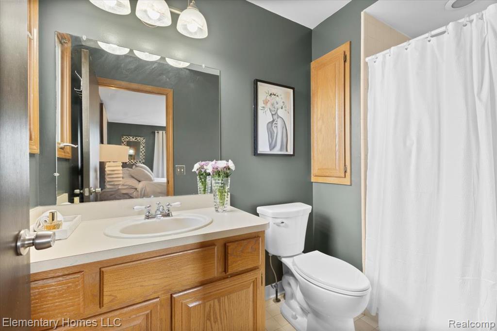 53260 Forestglade Drive, Chesterfield, MI 48047 — Photo 34