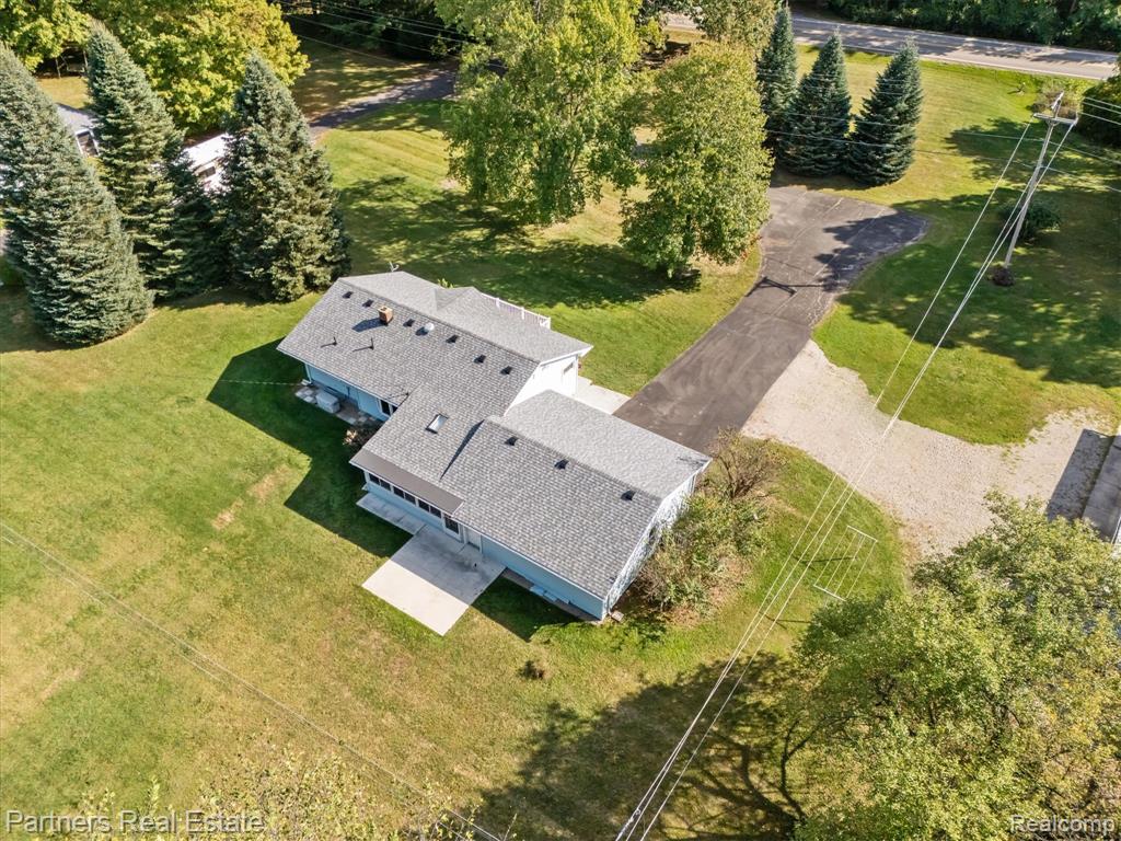 6505 Strawberry Lake Road, Hamburg, MI — Photo 64