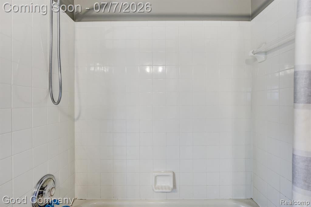 49877 Maurice Drive, Chesterfield, MI 48047 — Photo 39