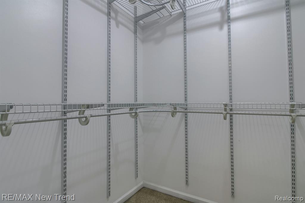 24802 SARAH FLYNN, Novi, MI — Photo 22