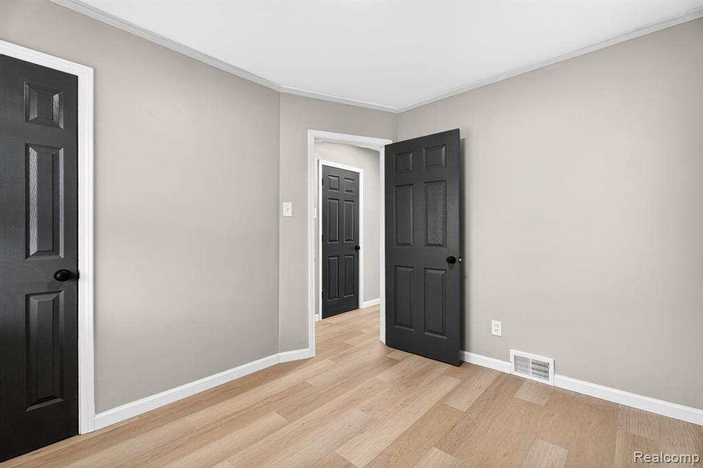 17197 Rutherford Street, Detroit, MI 48235 — Photo 11