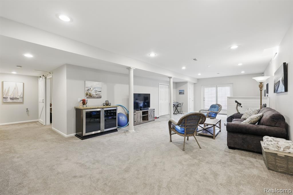 44586 BROADMOOR Circle N, Northville, MI 48168 — Photo 25