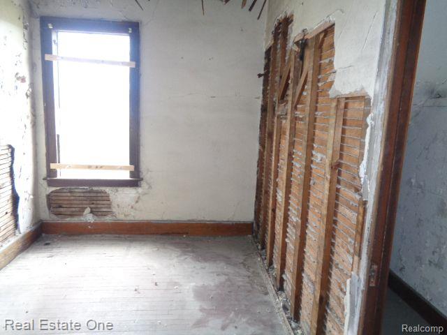 8034 GEORGIA Street, Detroit, MI 48213 — Photo 12