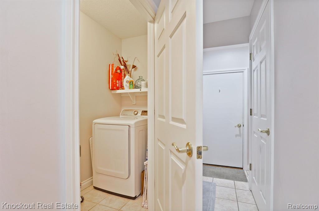 7578 Waters Edge Drive, Vassar, MI 48768 — Photo 33