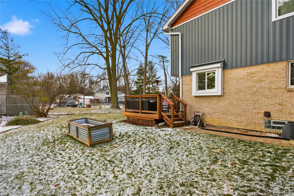 39663 Southpointe Avenue, Harrison Township, MI — Photo 46