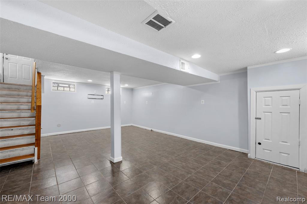 6244 Kendal Street, Dearborn, MI 48126 — Photo 22