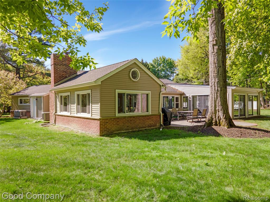 4230 Orchard Way, Bloomfield Hills, MI 48301 — Photo 53