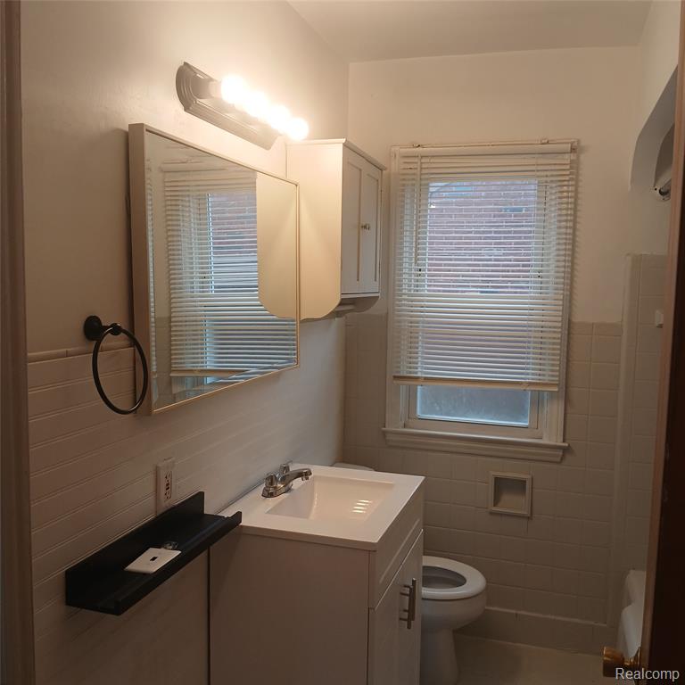 19145 Fielding Street, Detroit, MI 48219 — Photo 9
