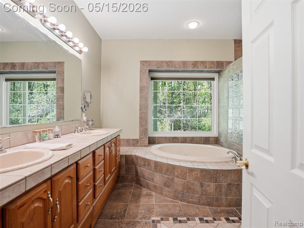 5790 Roberts Road, Cottrellville, MI — Photo 47