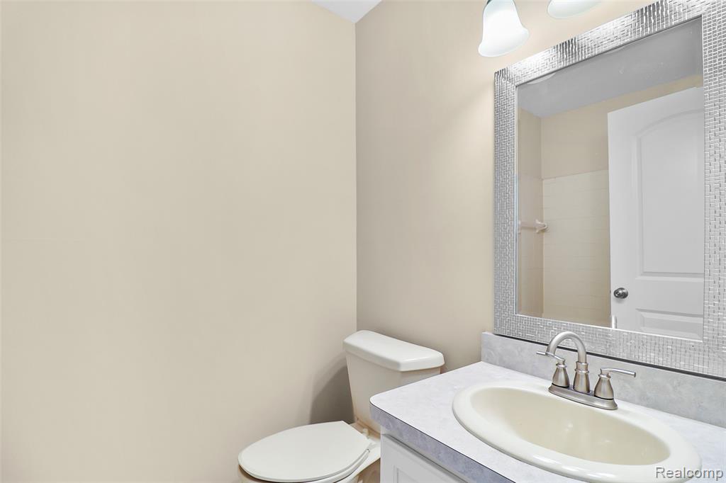 1075 Long Leaf Court, Brighton, MI 48116 — Photo 30