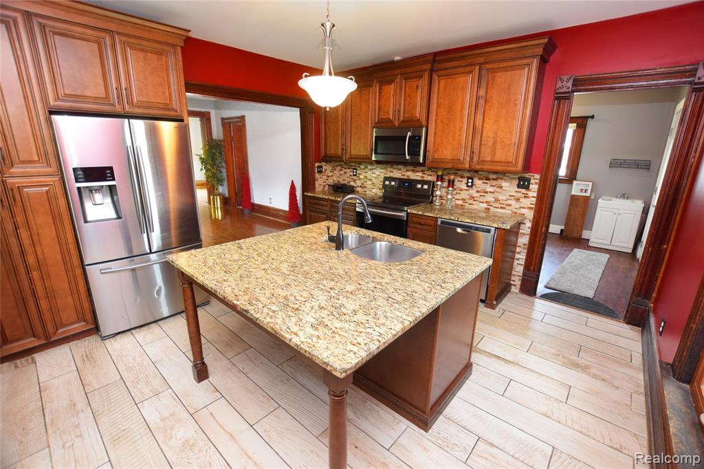 404 N Adelaide Street, Fenton, MI 48430 — Photo 3
