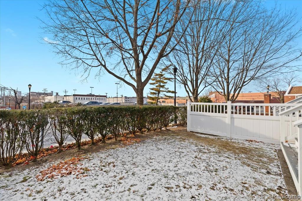 294 Main Sail Court, 22, Detroit, MI 48207 — Photo 39