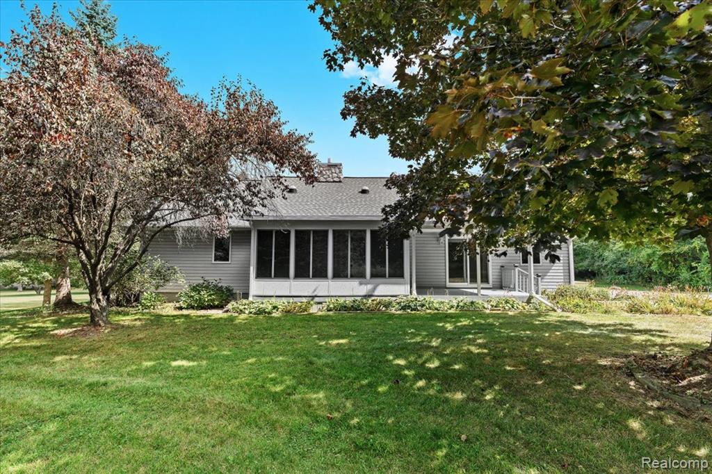 425 N Brandt, Ortonville, MI 48462 — Photo 38