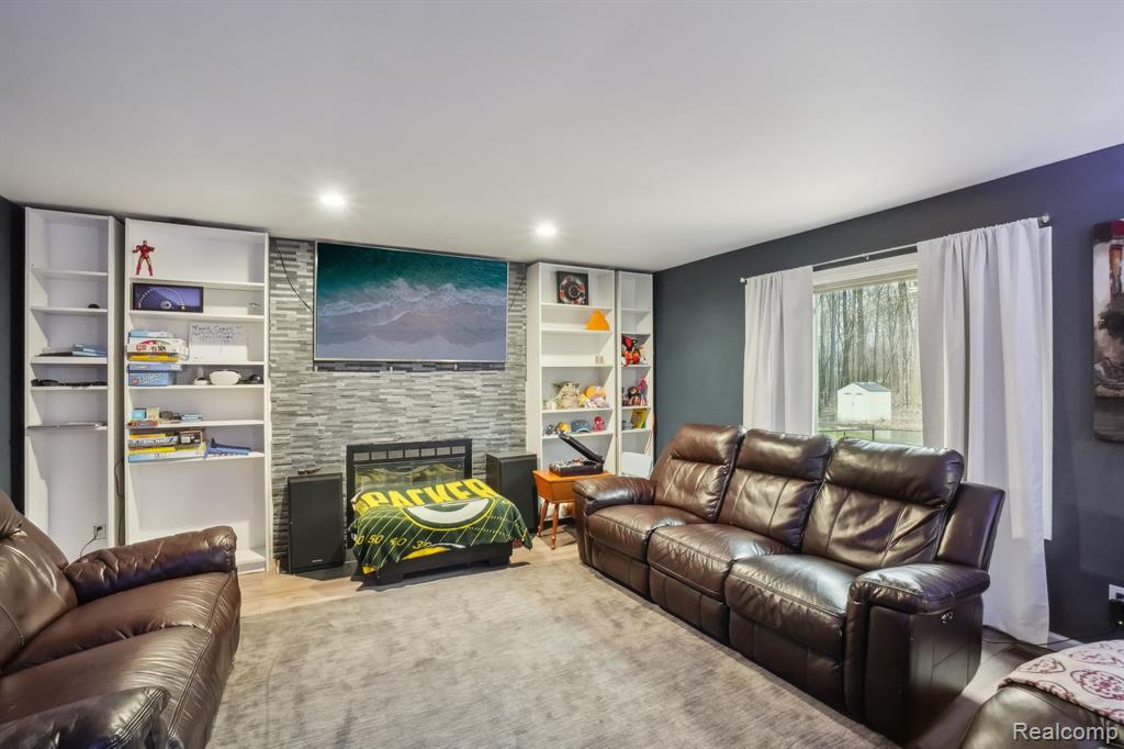 49469 MONTE Road, Chesterfield, MI 48047 — Photo 5