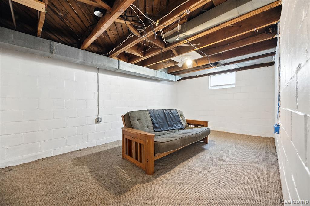 8420 Warren Boulevard, Center Line, MI 48015 — Photo 17