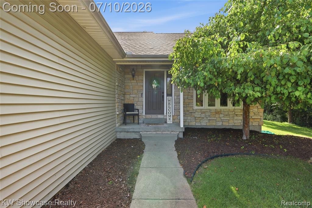 525 Aarons Way, Ortonville, MI 48462 — Photo 7