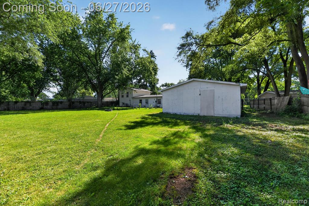 6260 Beth, Brighton, MI 48116 — Photo 42