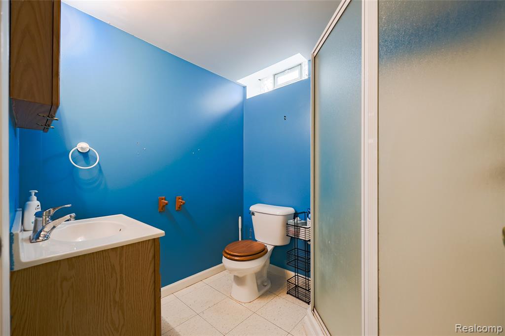 24920 Star Valley Drive, Saint Clair Shores, MI 48080 — Photo 26