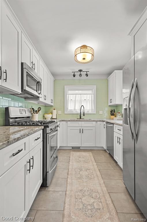 482 Pearson Street, Ferndale, MI 48220 — Photo 16