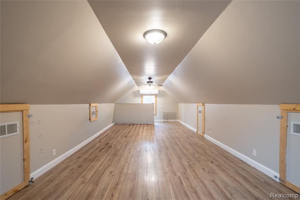 5526 Corunna Road, Flint, MI 48532 — Photo 25
