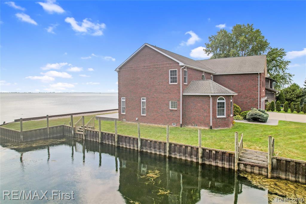 7953 Bouvier Bay, MI — Photo 6