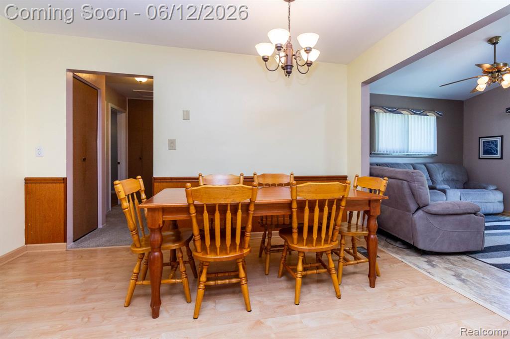4062 Lexington Drive, Trenton, MI 48183 — Photo 8