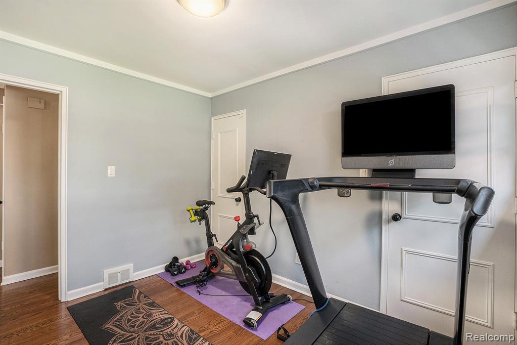 422 Jeffrey Avenue, Royal Oak, MI 48073 — Photo 15