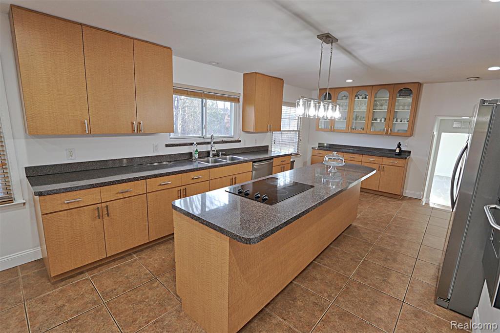 4739 Quarton Road, Bloomfield Hills, MI 48301 — Photo 11