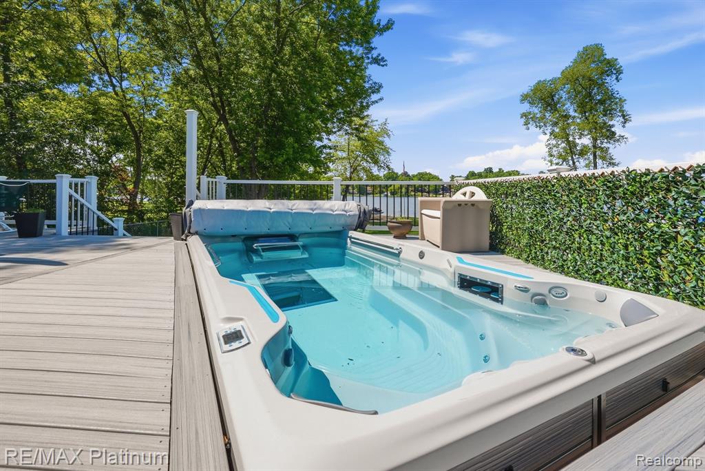 1612 S Hughes Road, Brighton, MI 48114 — Photo 22
