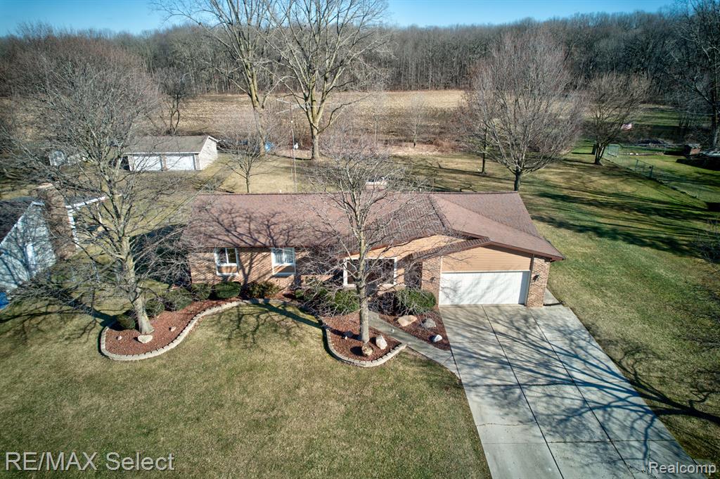 7233 JENNINGS Road, Swartz Creek, MI 48473 — Photo 45