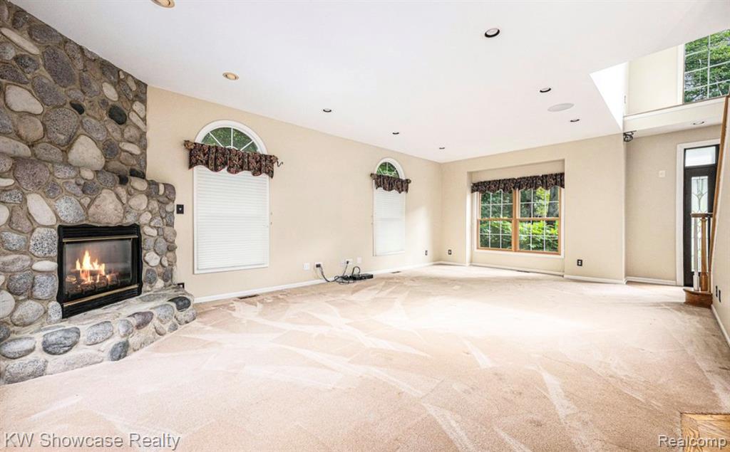 6060 Rosewood Parkway, White Lake, MI 48383 — Photo 5