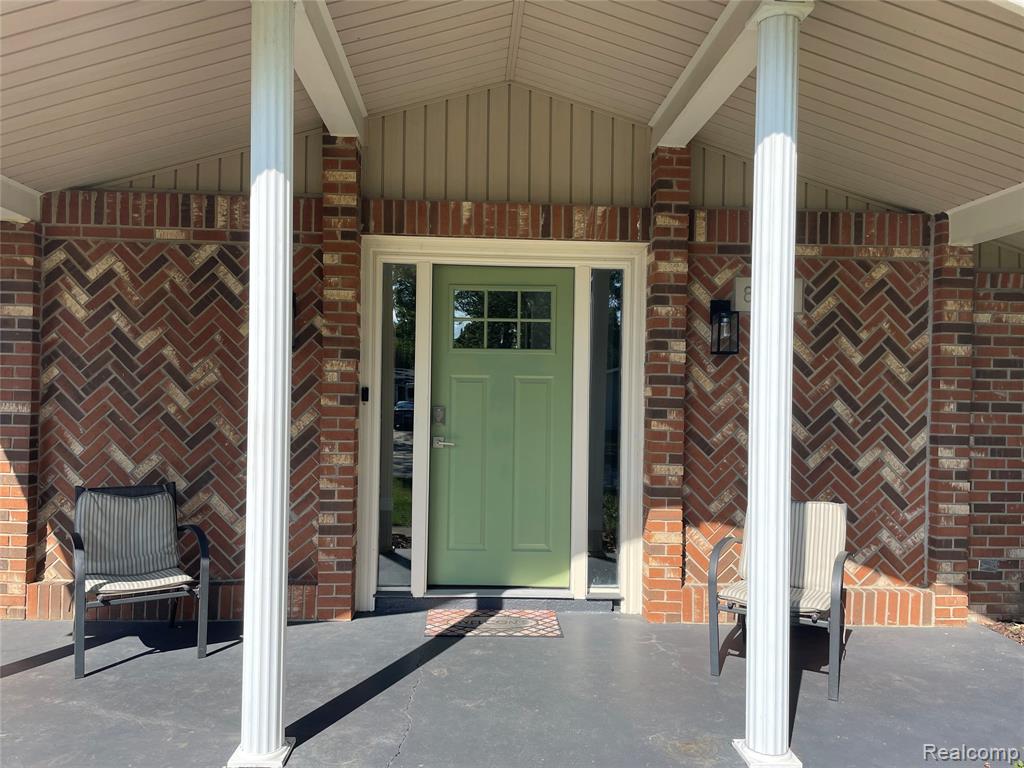 8981 Devon Drive, Shelby Twp, MI 48317 — Photo 2