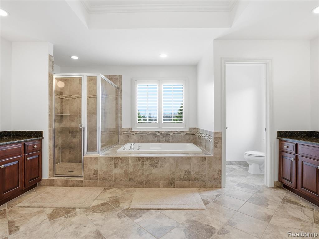 3085 Royal Berkshire Lane, Oakland, MI — Photo 42