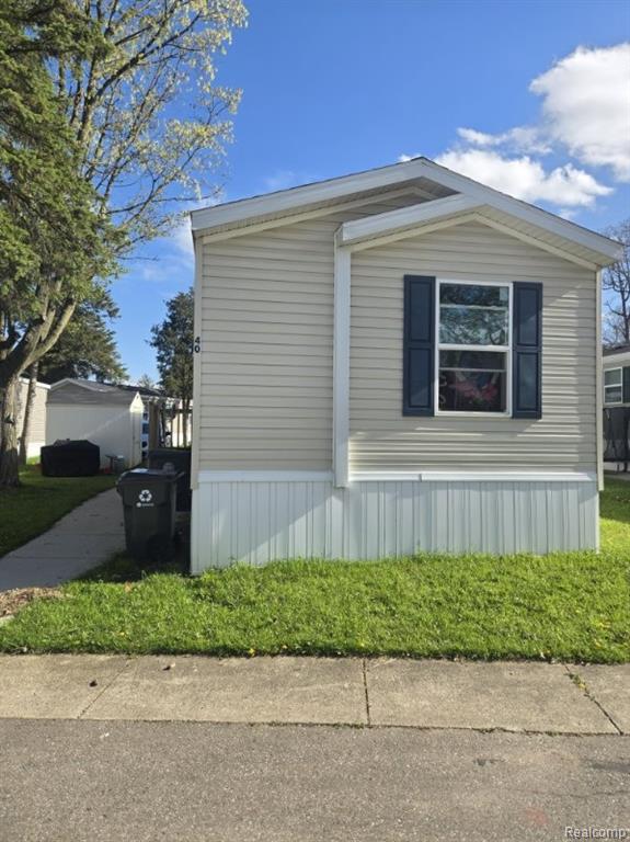 40 Sparrow Hill, Orion, MI