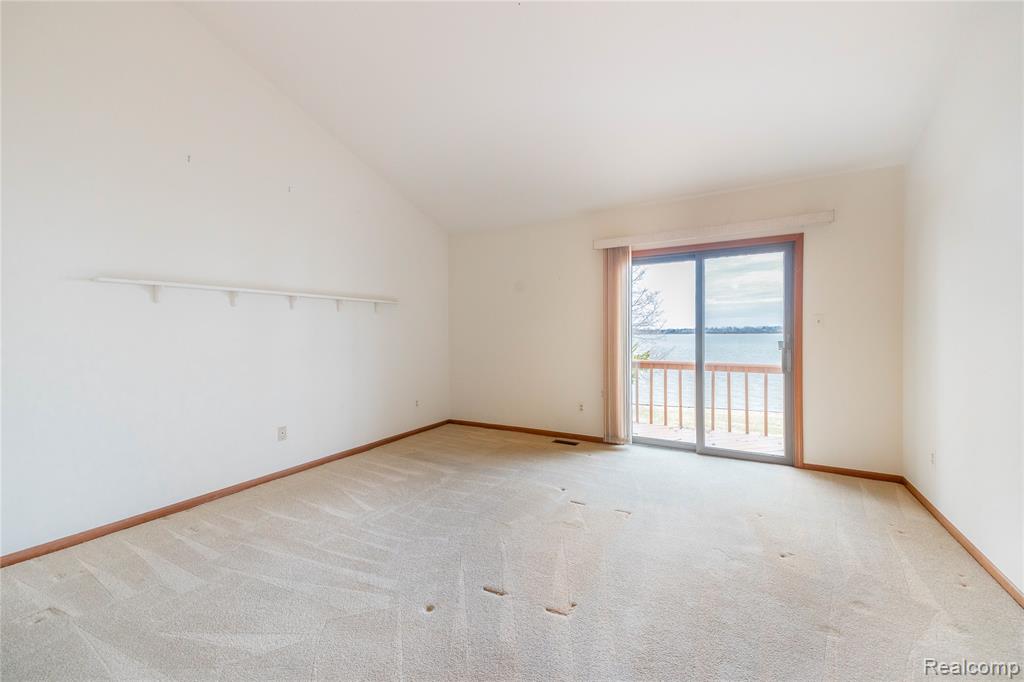 27981 Elba Road, Grosse Ile, MI 48138 — Photo 30