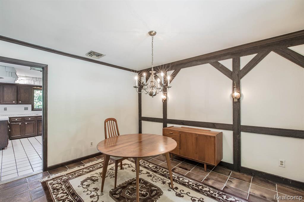 6674 Balmoral Terrace, Clarkston, MI — Photo 18