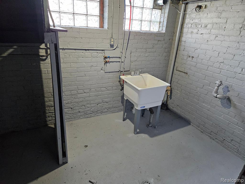 5001 UNDERWOOD Street, Detroit, MI 48204 — Photo 29