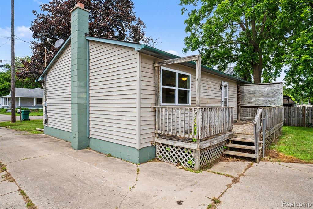 821 Isham Street, Owosso, MI 48867 — Photo 21