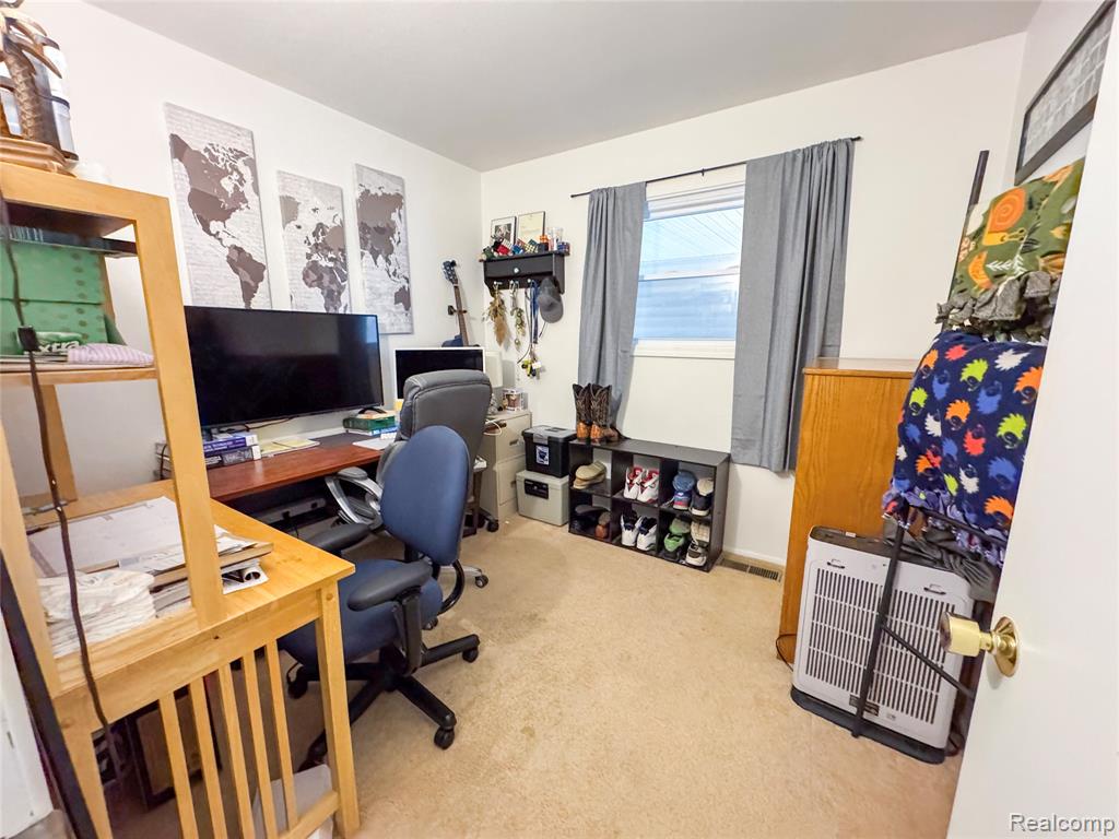 474 Argyle Crescent, Milan, MI 48160 — Photo 15