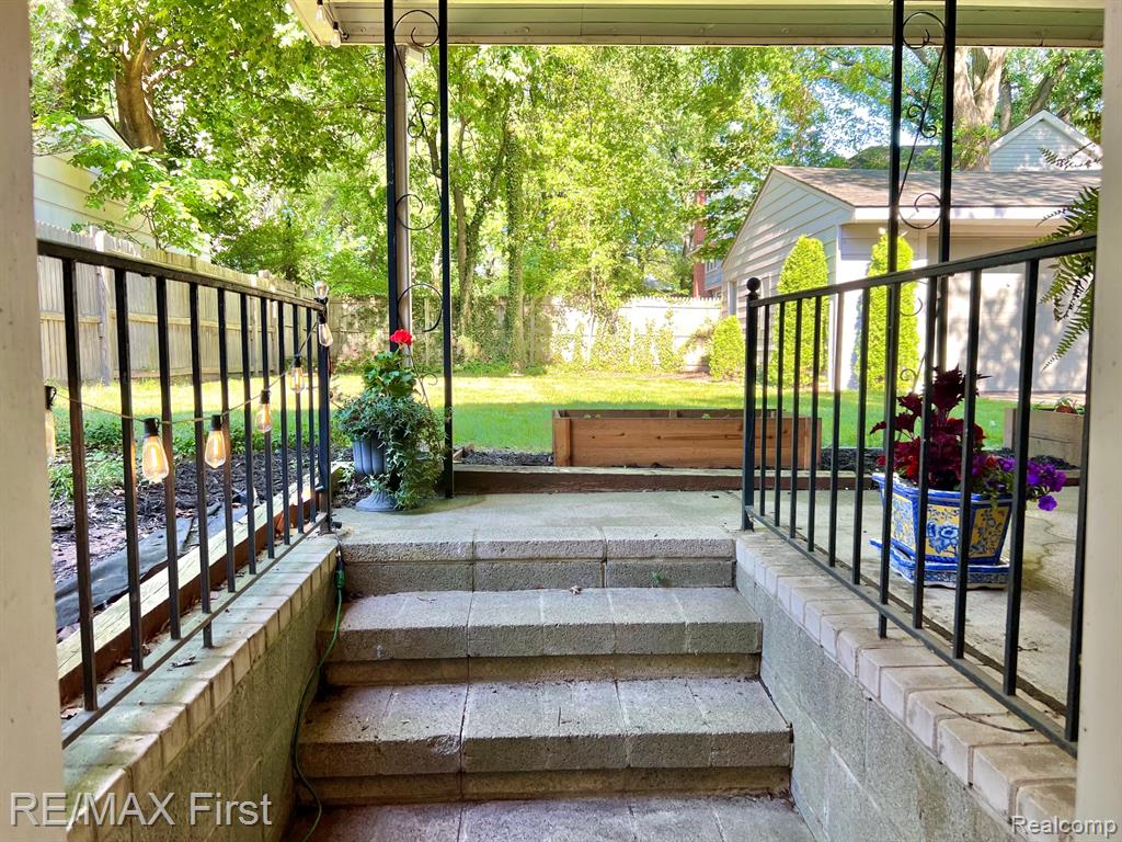 908 Marywood Drive, Royal Oak, MI 48067 — Photo 21